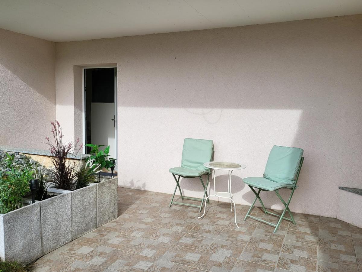 Studio Des Fontanettes Miège Exteriér fotografie